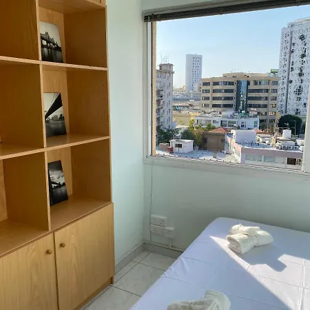 Private In Shared Flat In Center Homestay