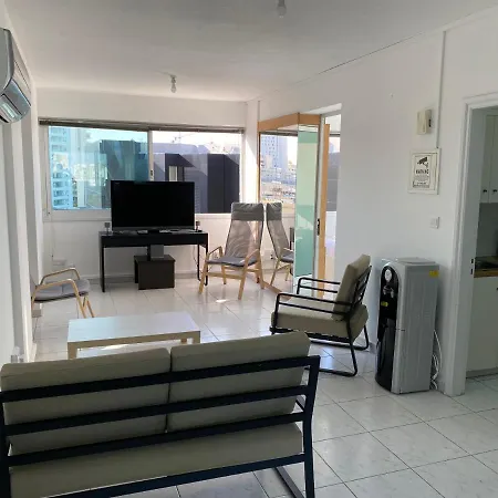 Homestay Private In Shared Flat In Center *
